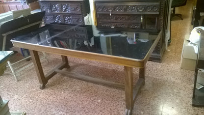 Tavolo da pranzo anni 1940 con piano in vetro nero