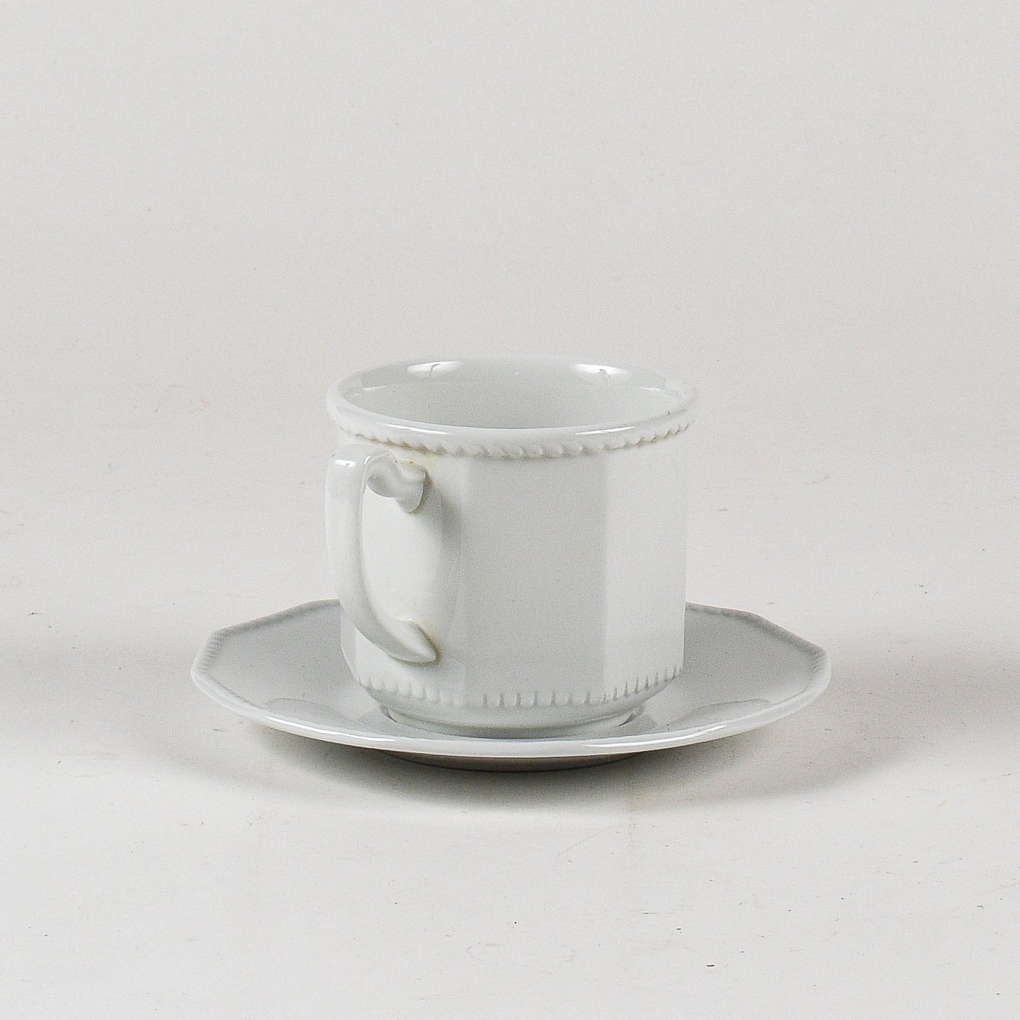 Tazza da the con piattino Ginori anni 1930