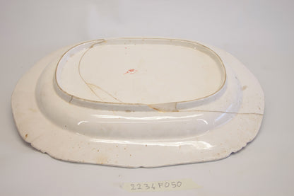 Piatto grande rosso porpora  e bianco marcato Derby epoca 1800