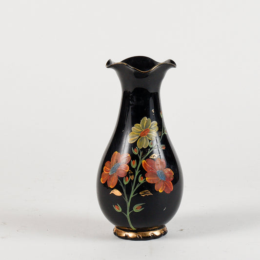 vaso nero con decoro floreale