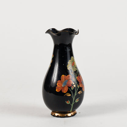 vaso nero con decoro floreale