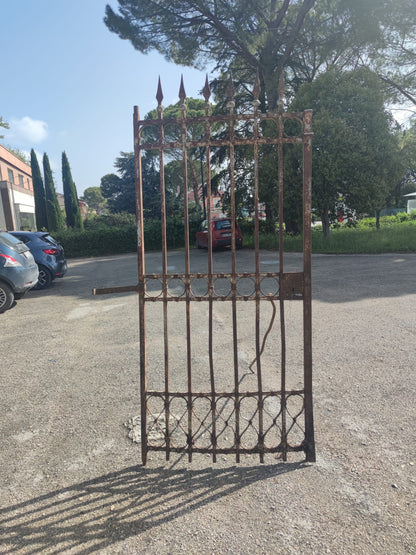 Cancello In Ferrobattuto