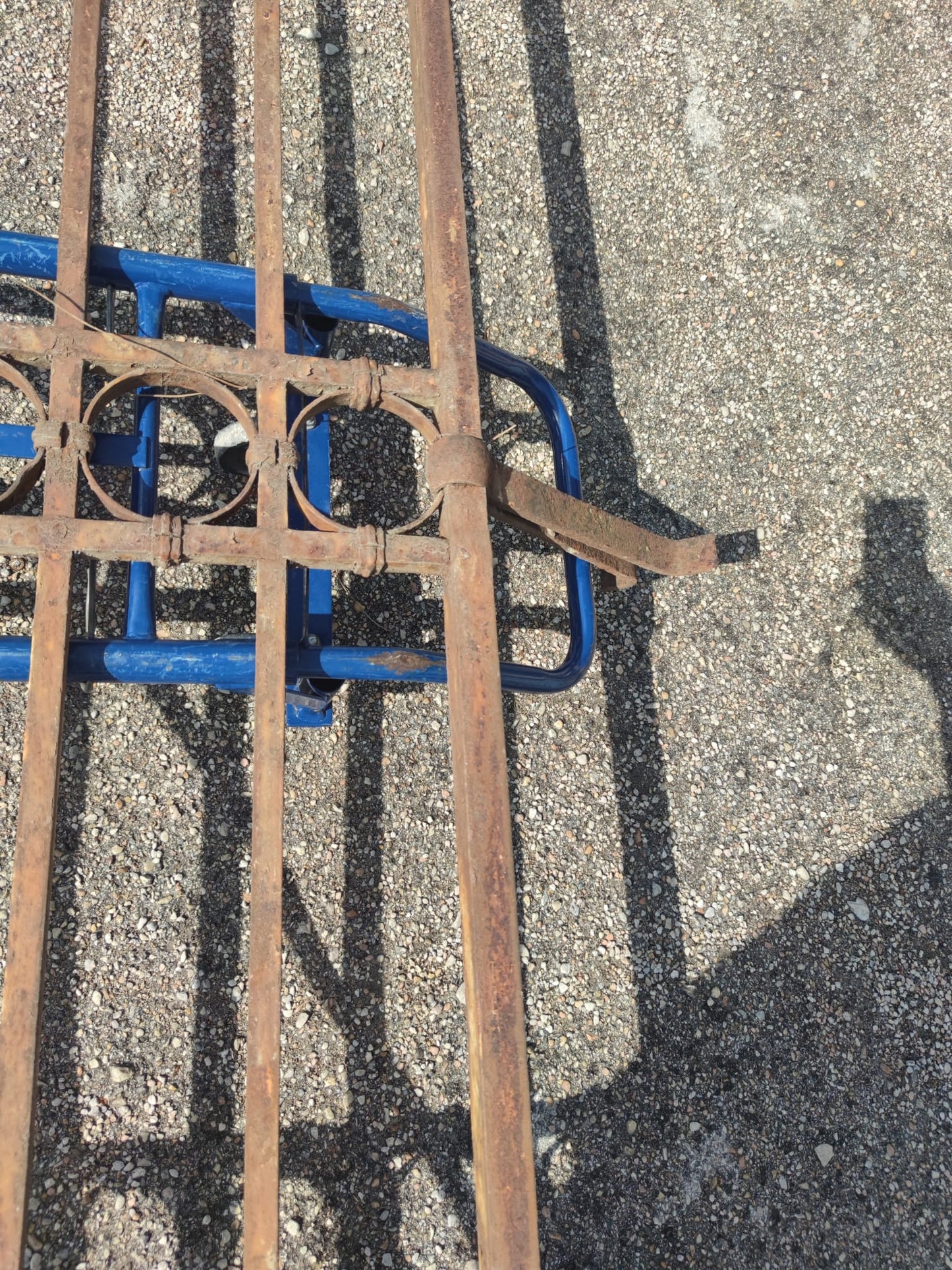 Cancello In Ferrobattuto