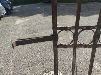 Cancello In Ferrobattuto