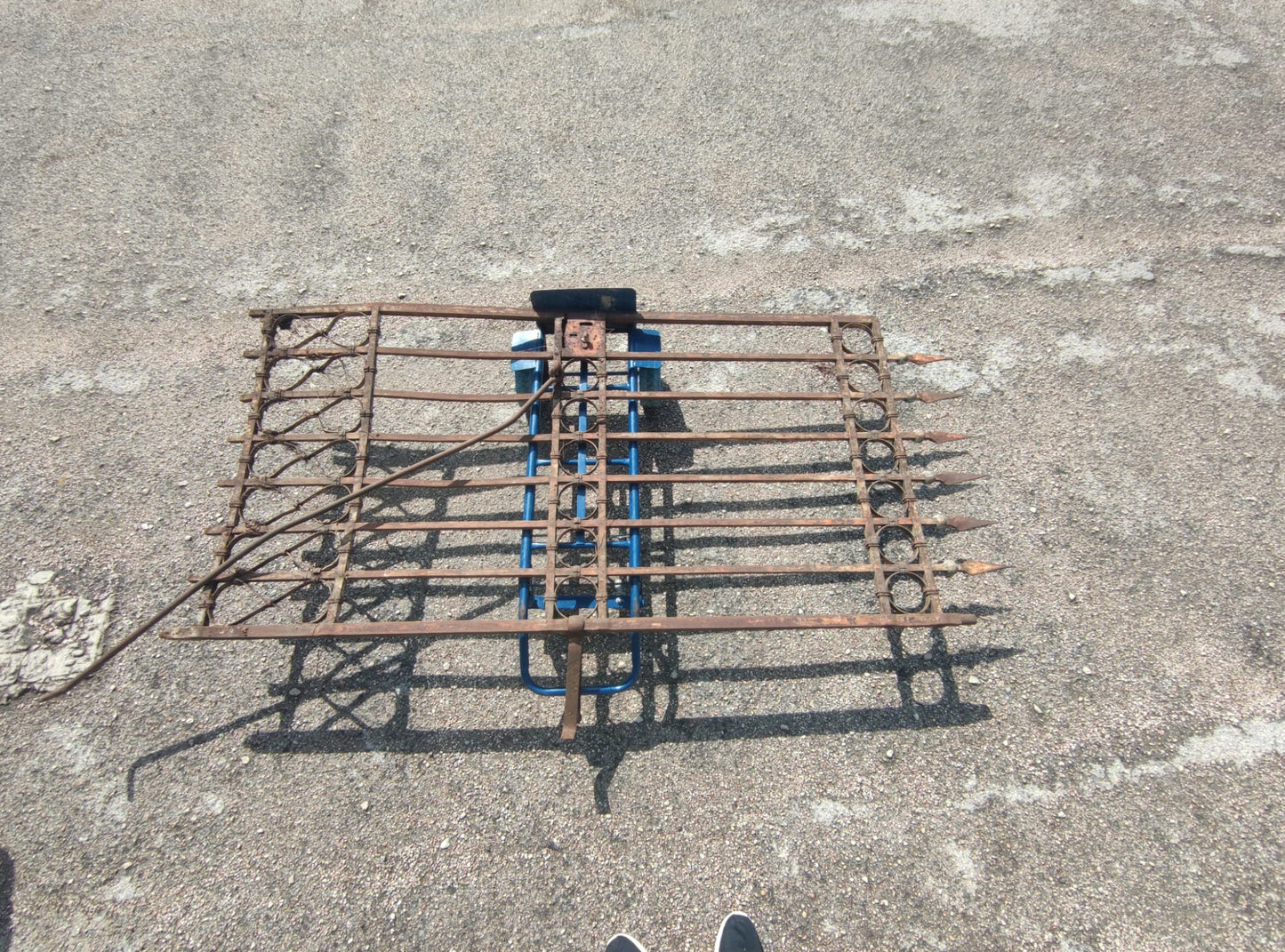Cancello In Ferrobattuto