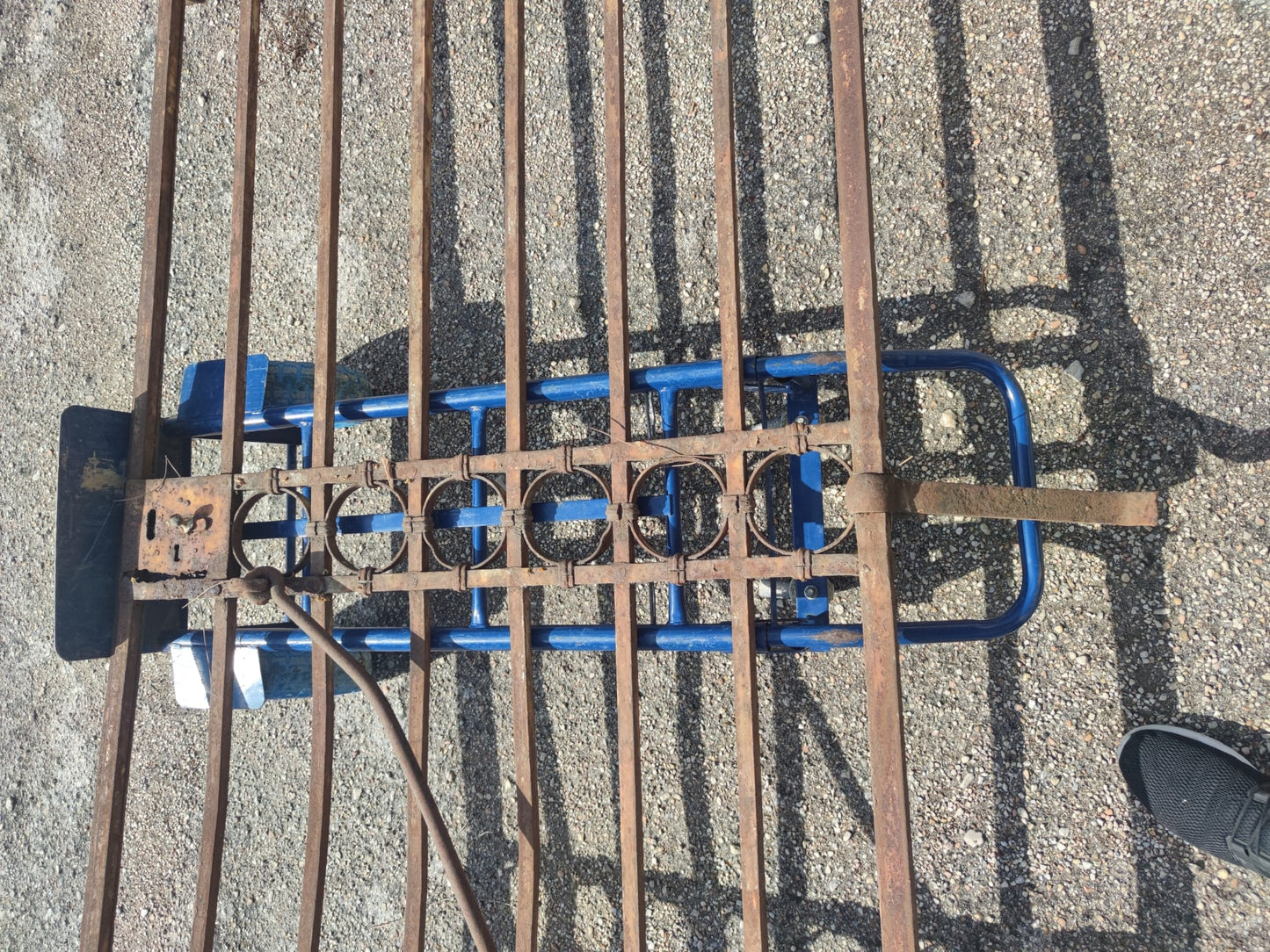 Cancello In Ferrobattuto
