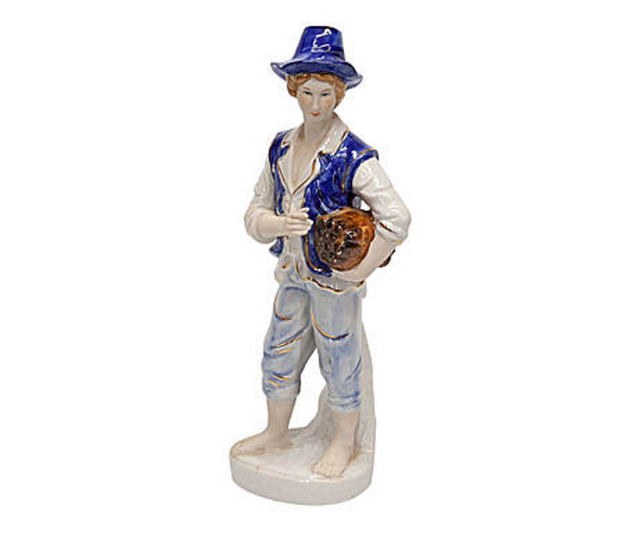 Statuina in ceramica uomo con cappello e  fascio di legna