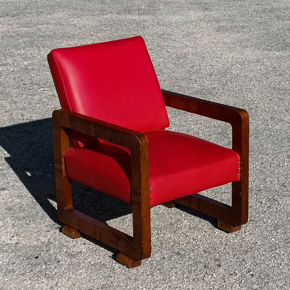 Poltrona  Art Deco pelle rossa legno impellicciata Italia 1920
