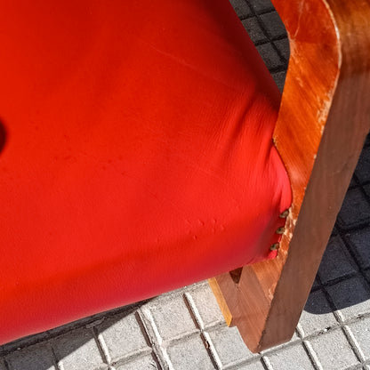 Poltrona  Art Deco pelle rossa legno impellicciata Italia 1920