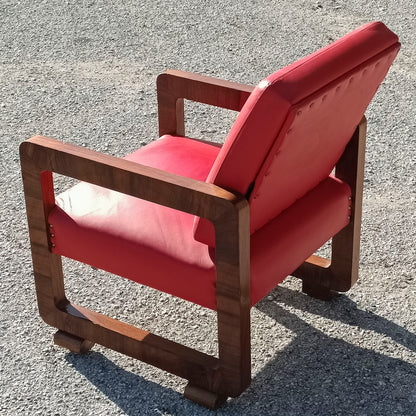 Poltrona  Art Deco pelle rossa legno impellicciata Italia 1920