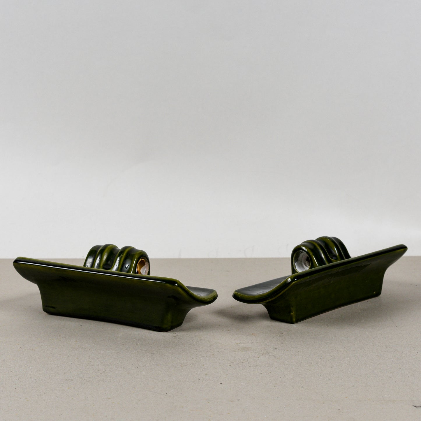 Coppia Appliques Verdi Ceramica Smaltata Art Deco