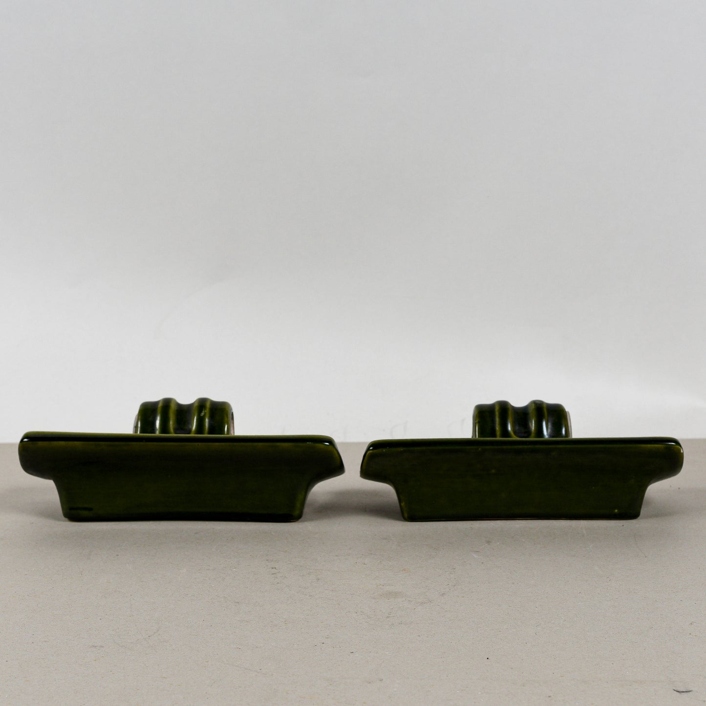 Coppia Appliques Verdi Ceramica Smaltata Art Deco