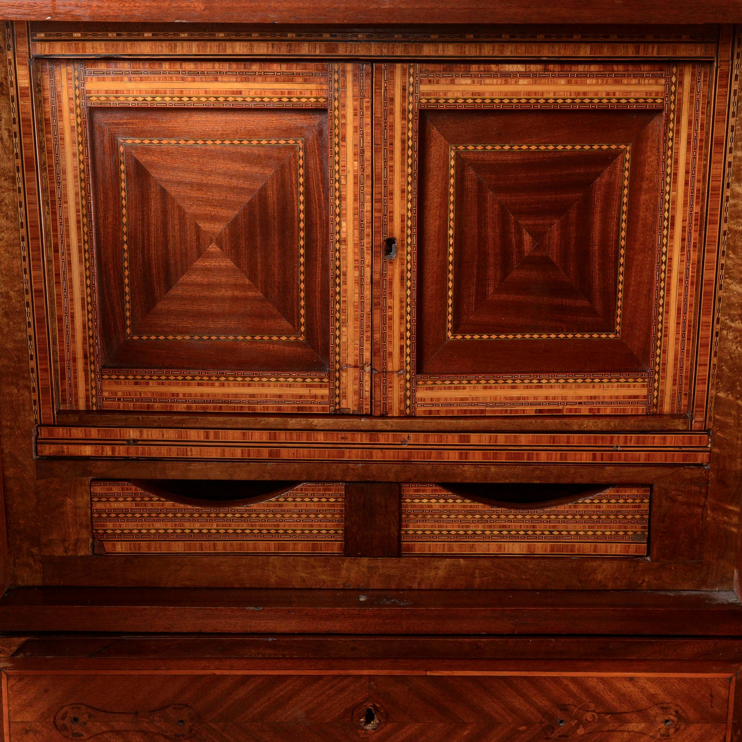 Secretaire intarsiato  con piano in marmo Italia epoca 1890