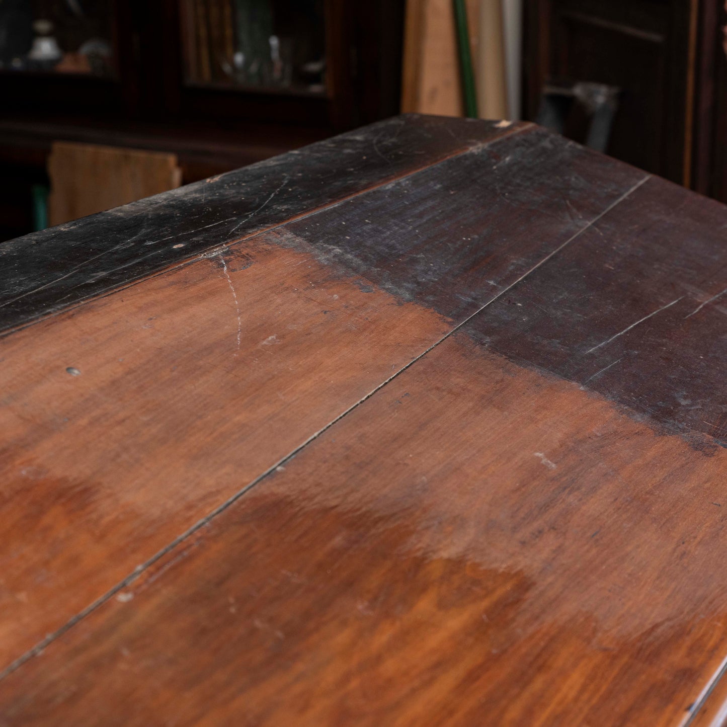 Mobile credenza contenitore legno  ciliegio piano ribalta incilanato Italia epoca fine 1700