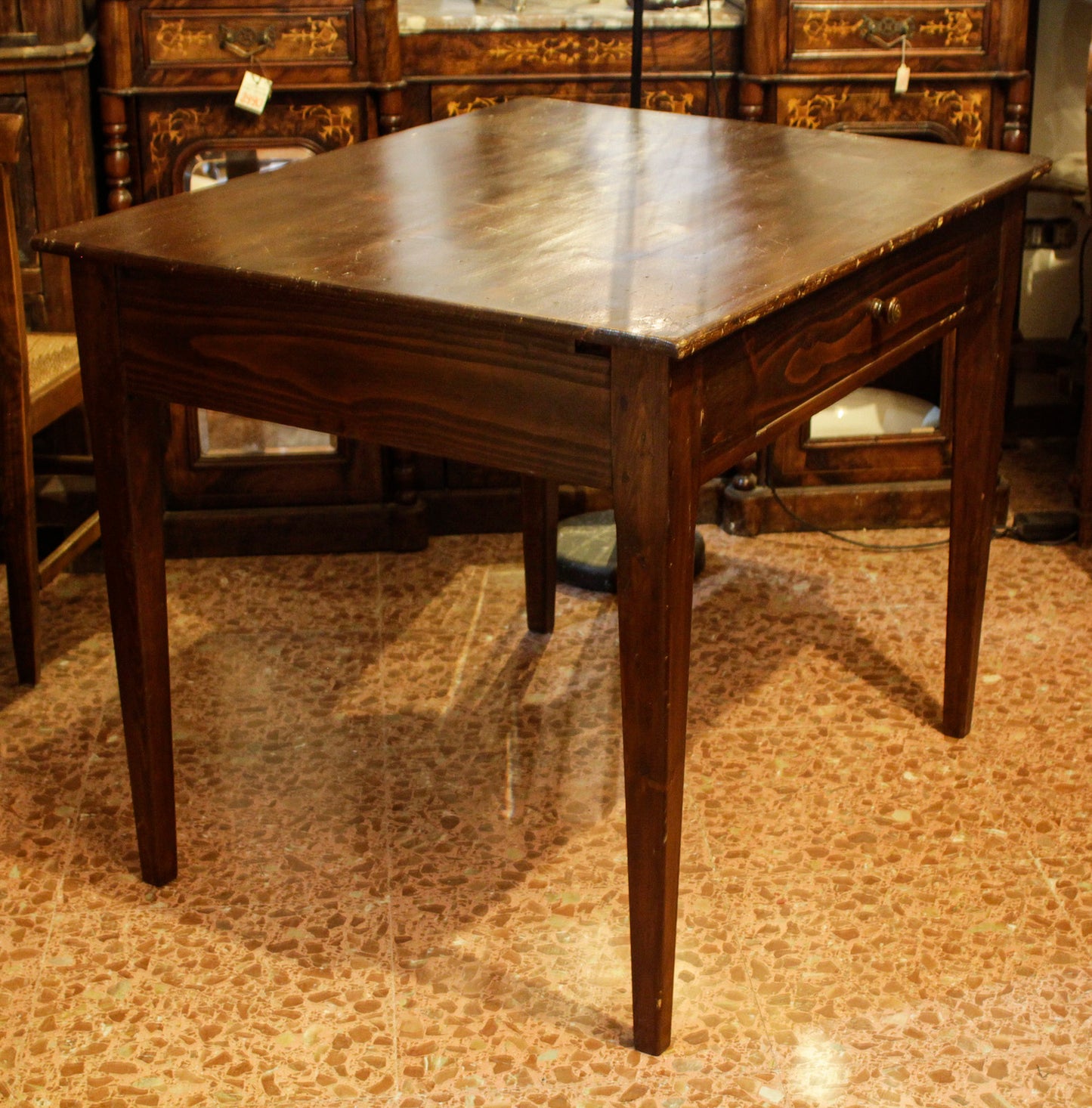 Tavolo rustico da campagna in legno di abete con cassetto  epoca 800
