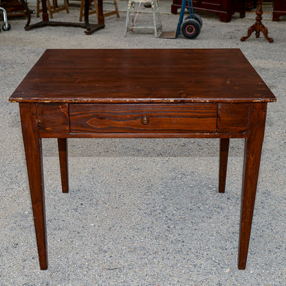 Tavolo rustico da campagna in legno di abete con cassetto  epoca 800