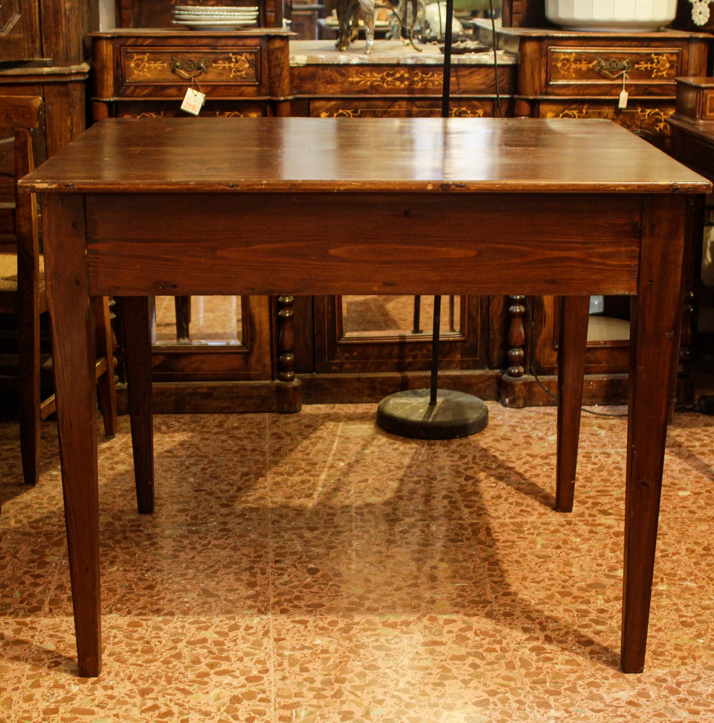 Tavolo rustico da campagna in legno di abete con cassetto  epoca 800