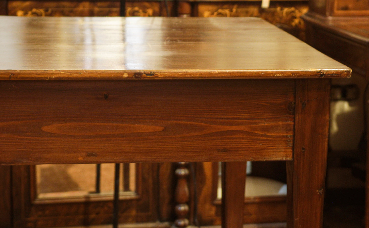 Tavolo rustico da campagna in legno di abete con cassetto  epoca 800
