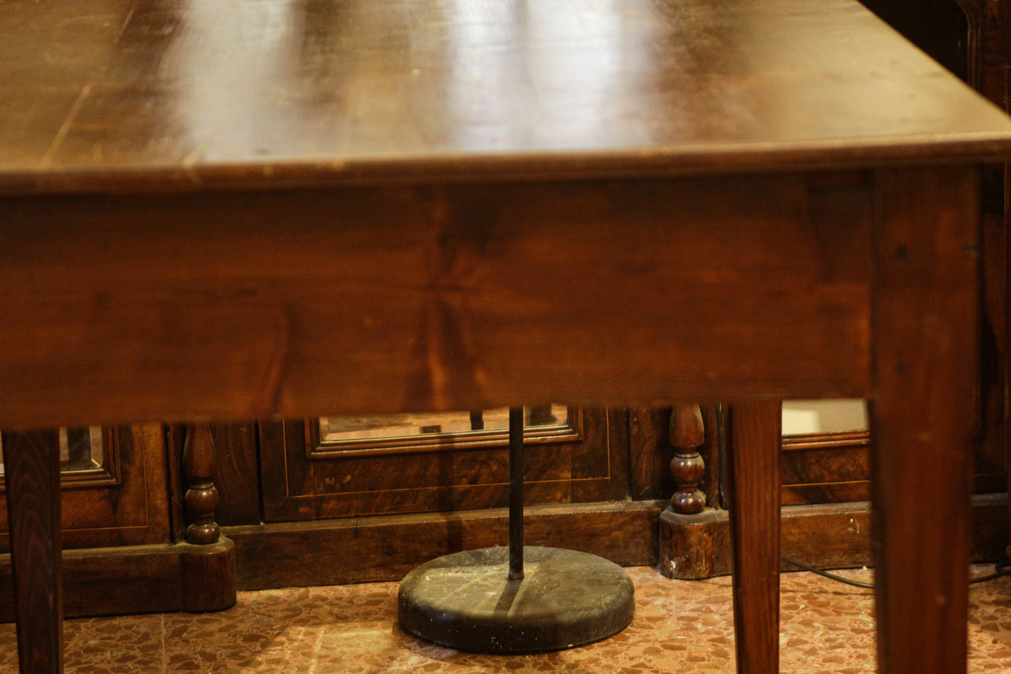 Tavolo rustico da campagna in legno di abete con cassetto  epoca 800