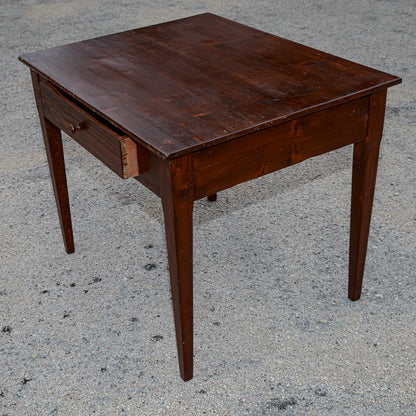 Tavolo rustico da campagna in legno di abete con cassetto  epoca 800