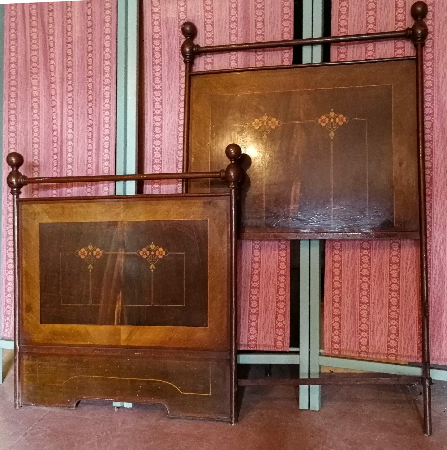 Letto singolo in metallo dipinto