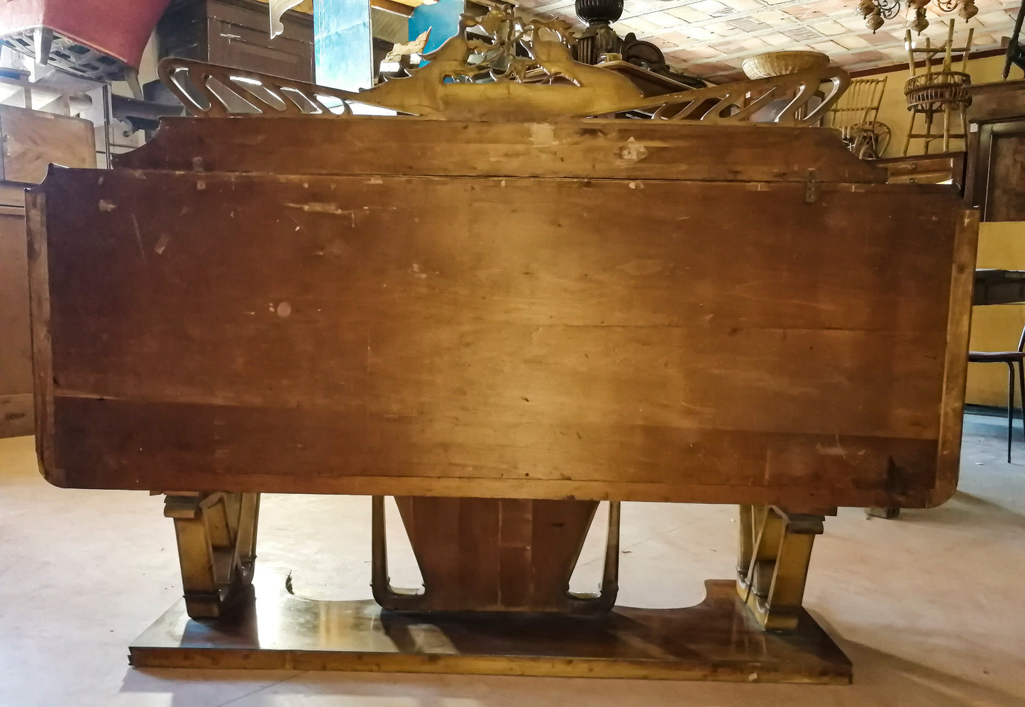 Credenza Art Deco' bicolore con zona mobile bar. Italia 1920