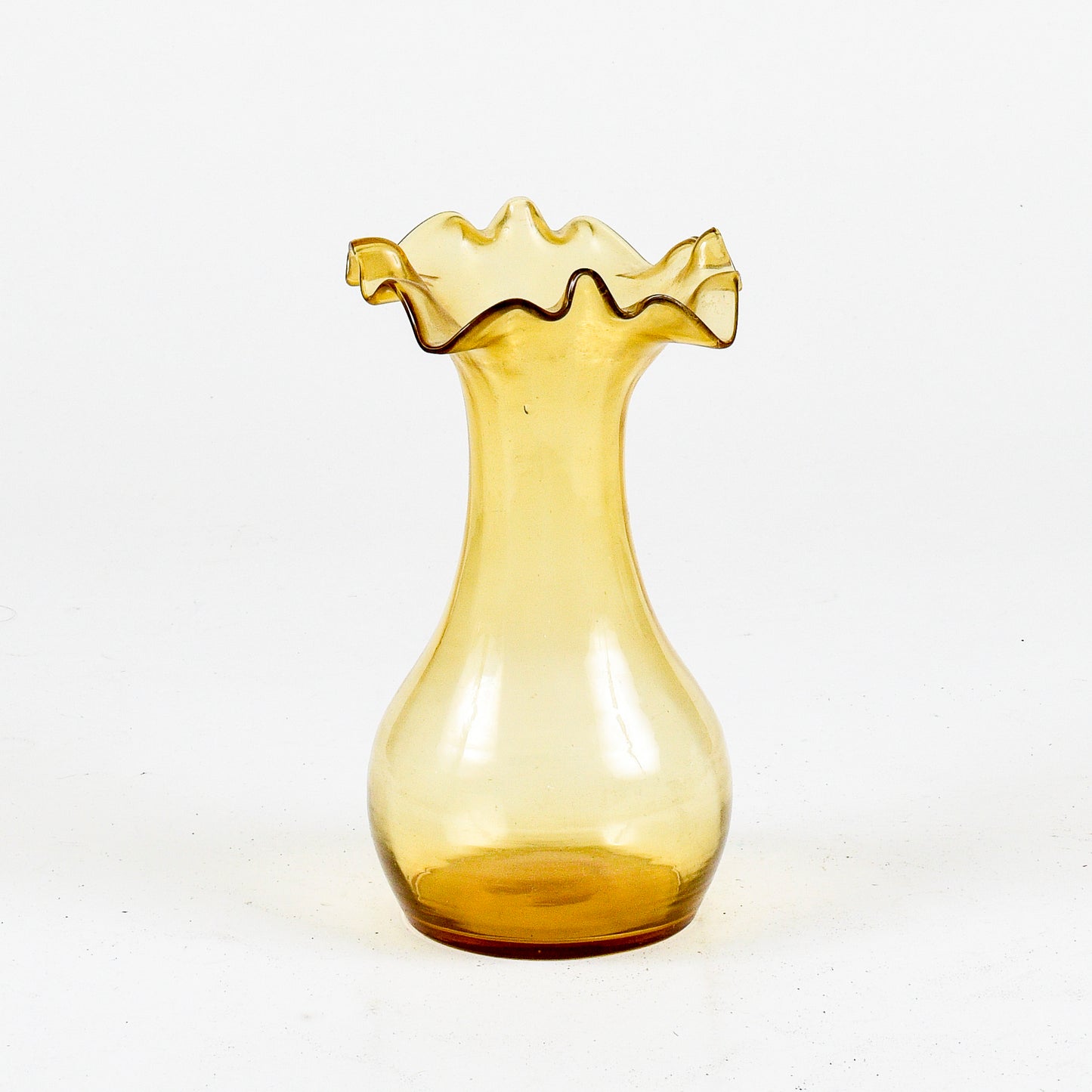 Vaso in vetro soffiato giallo inizio XX secolo