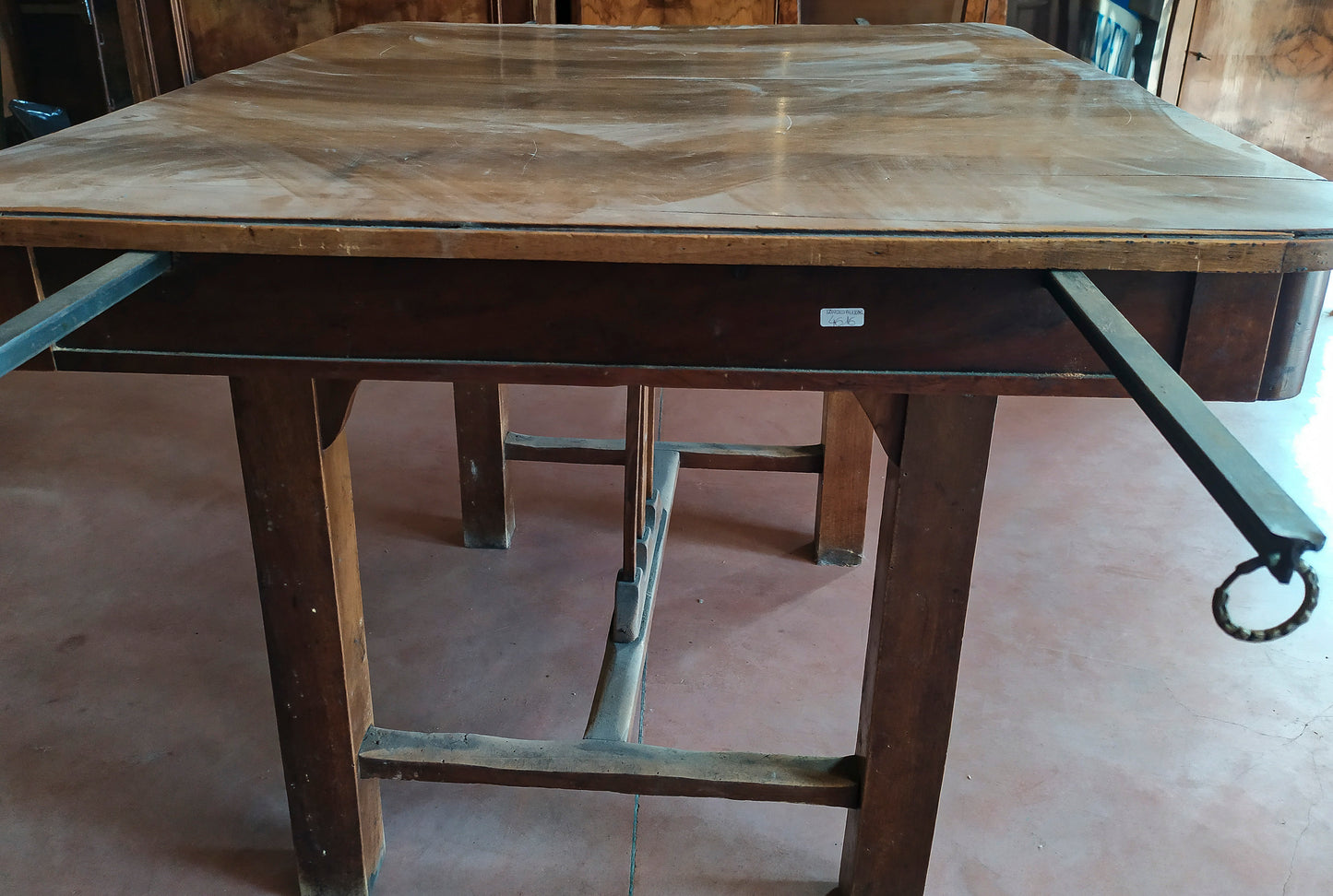 tavolo allungabile epoca Liberty in mogano da restaurare