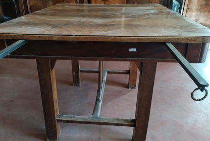 tavolo allungabile epoca Liberty in mogano da restaurare