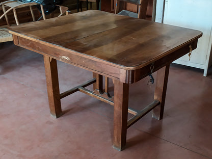 tavolo allungabile epoca Liberty in mogano da restaurare