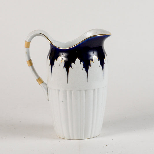 brocca in ceramica con decori oro e blu marcata S.C. Richard