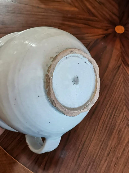 Vaso da notte in terracotta smaltata bianco e blu , Pollenza Italia epoca fine 800