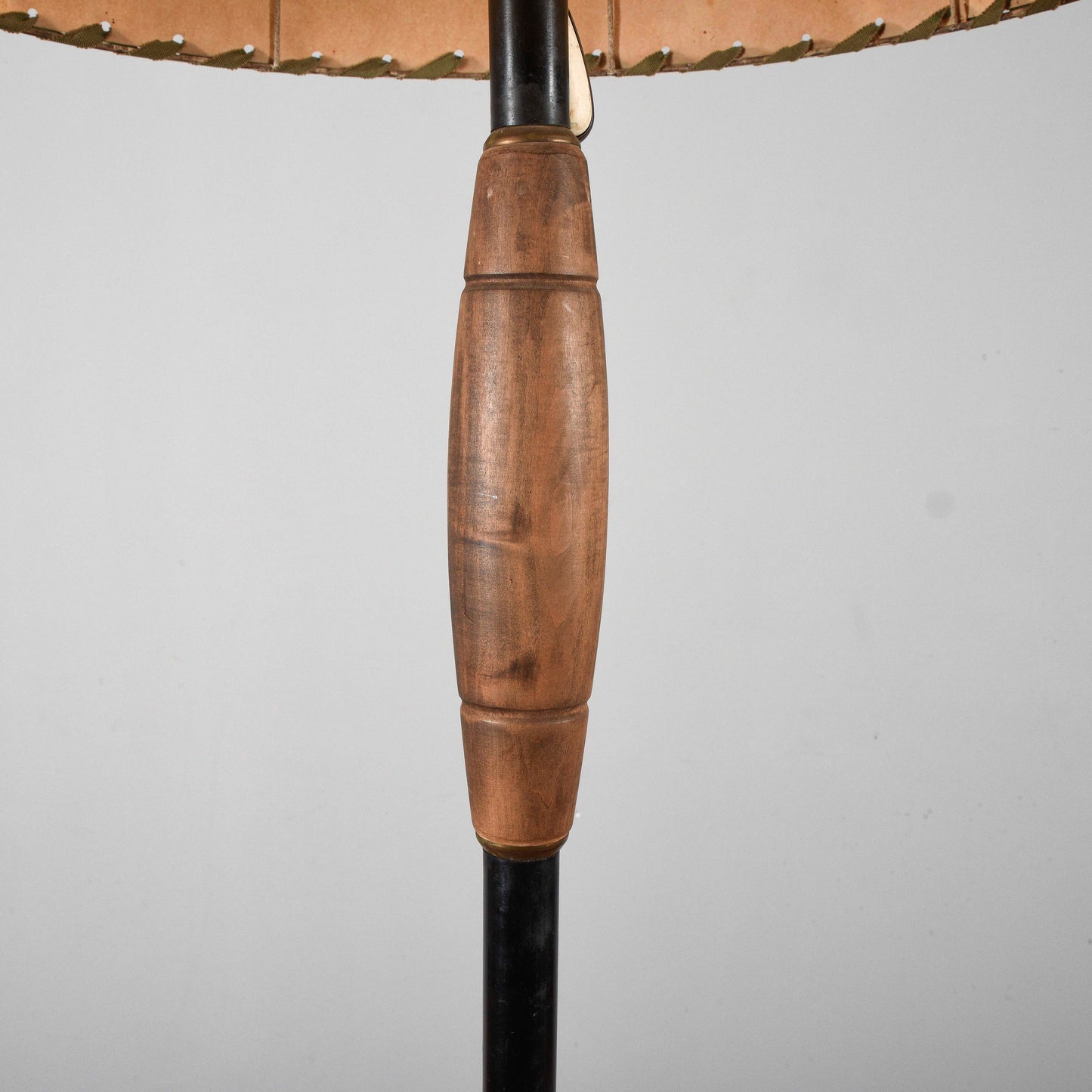 Lampada piantana da terra art deco stile Stilnovo paralume in carta pergamena con imbarcazioni dipinte