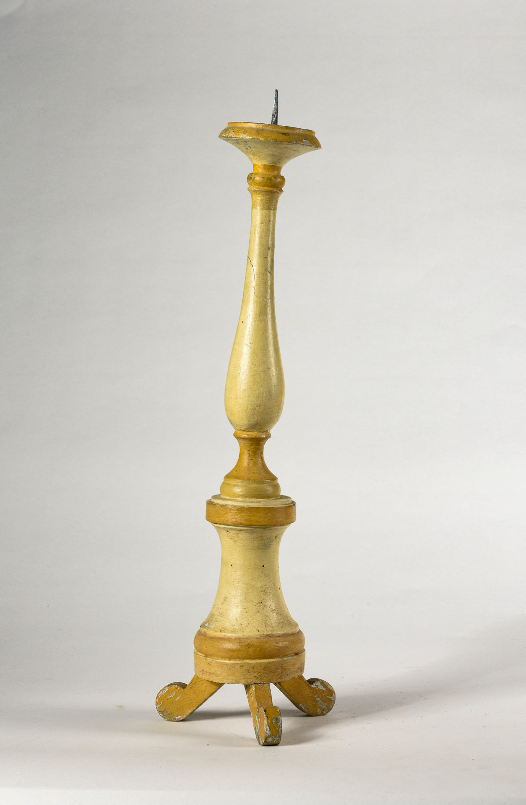 Candeliere in legno laccato Italia epoca prima metà 800