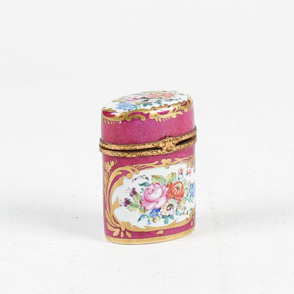 Scatolino Limoges Francia decorata a mano in porcellana inizio XX secolo