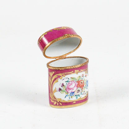 Scatolino Limoges Francia decorata a mano in porcellana inizio XX secolo