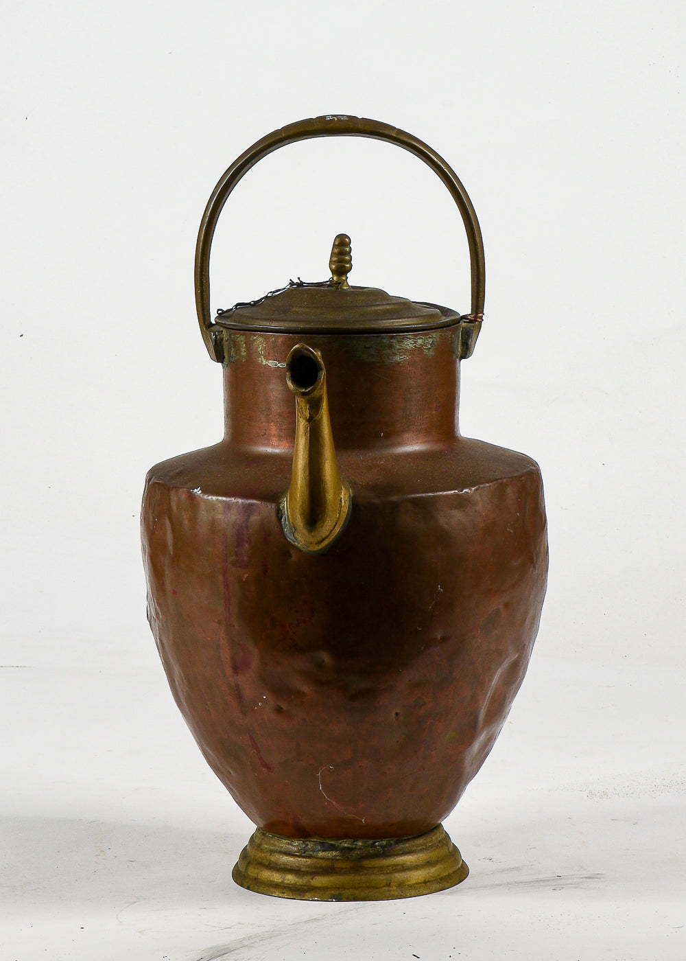 Anfora brocca in rame con beccuccio in ottone  Italia  1800