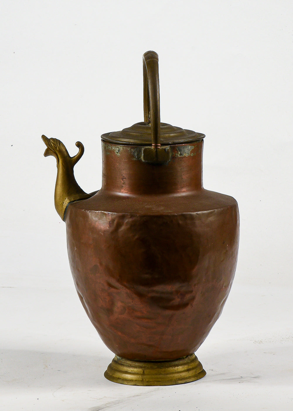 Anfora brocca in rame con beccuccio in ottone  Italia  1800