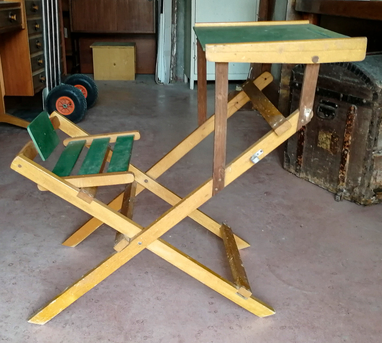 Scrivania banco di scuola per bambini richiudibile  1960