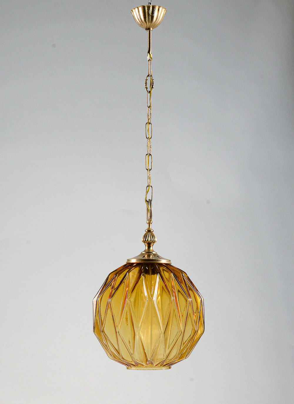 Lampadario marcato Targetti Stankey in vetro ambrato sfaccettato Italia 1980