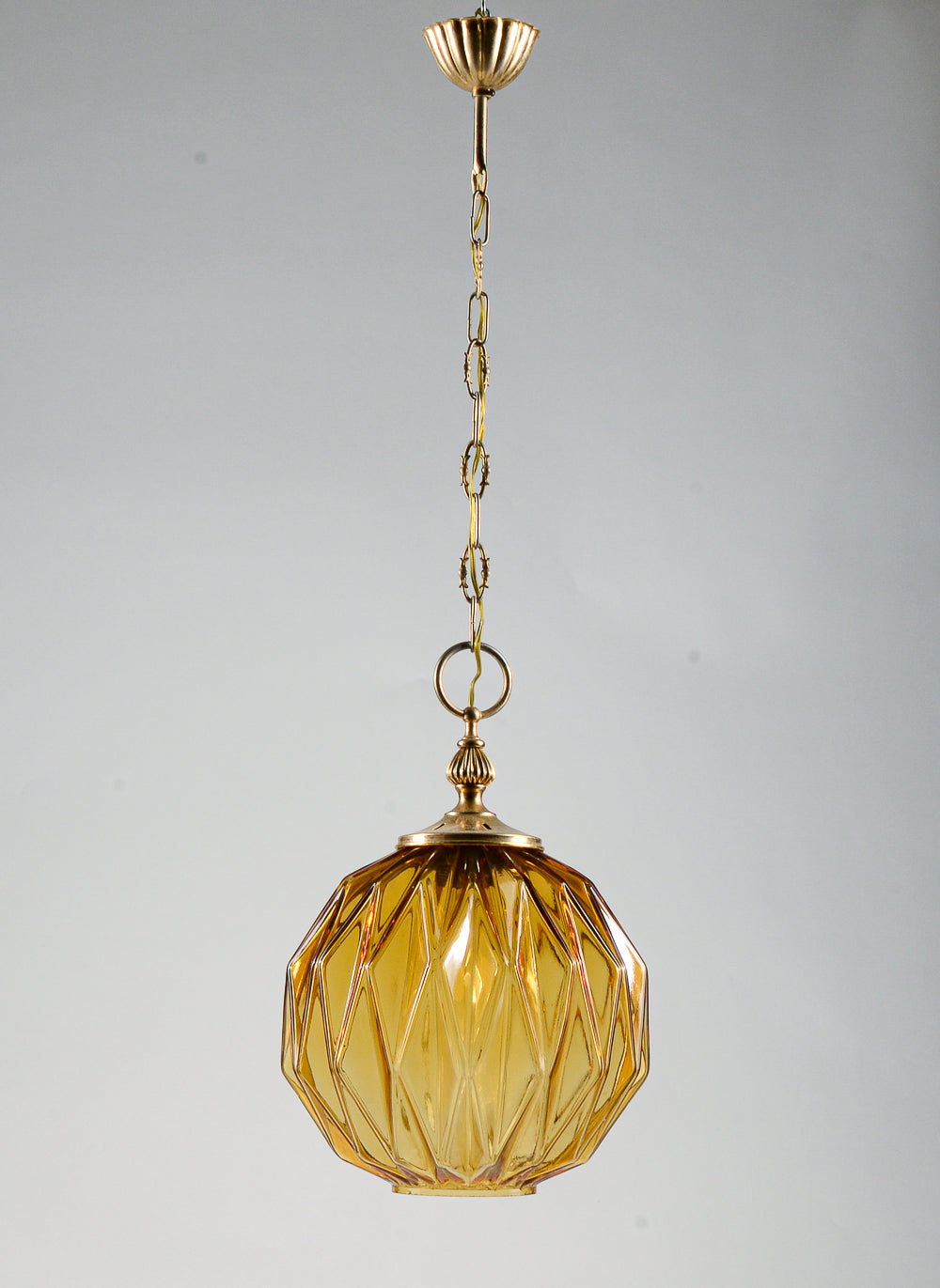 Lampadario marcato Targetti Stankey in vetro ambrato sfaccettato Italia 1980