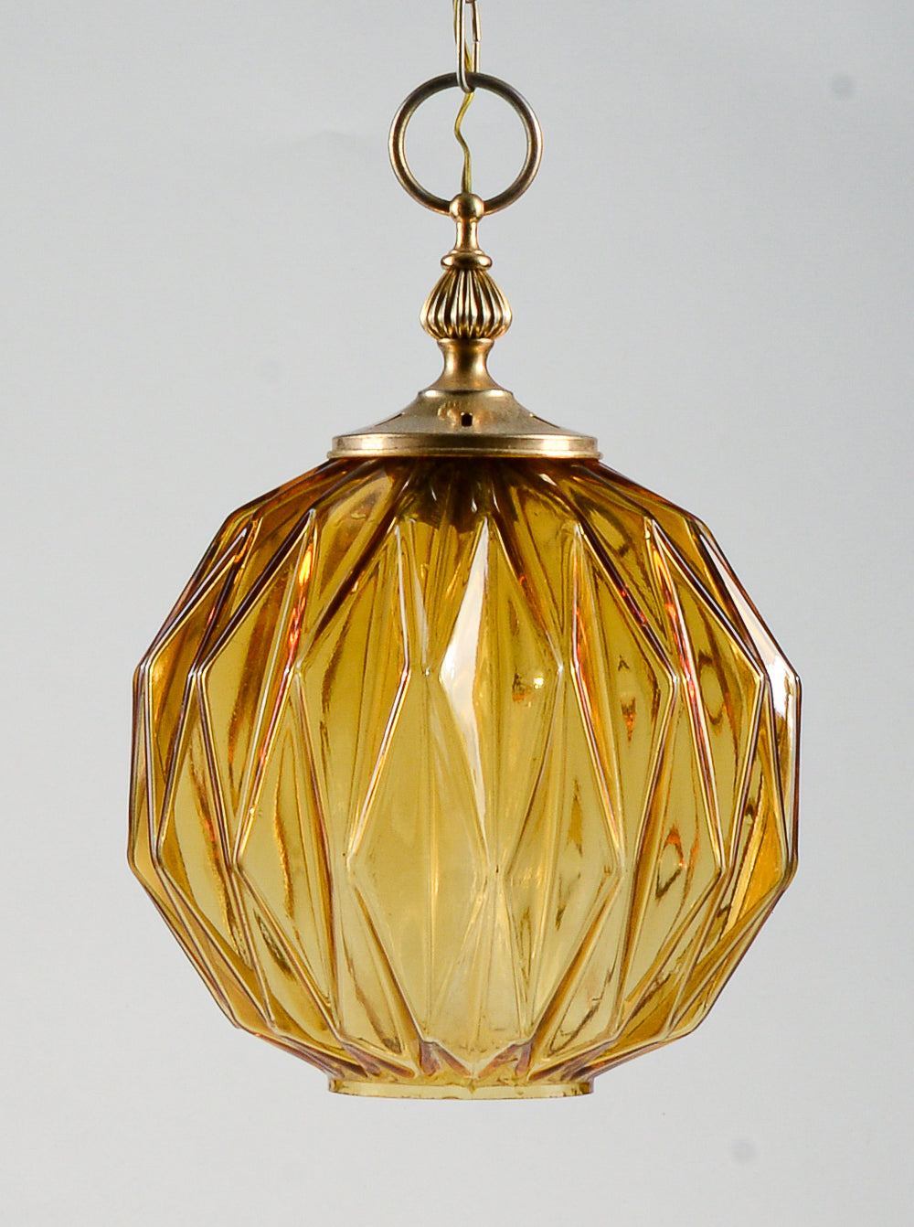 Lampadario marcato Targetti Stankey in vetro ambrato sfaccettato Italia 1980