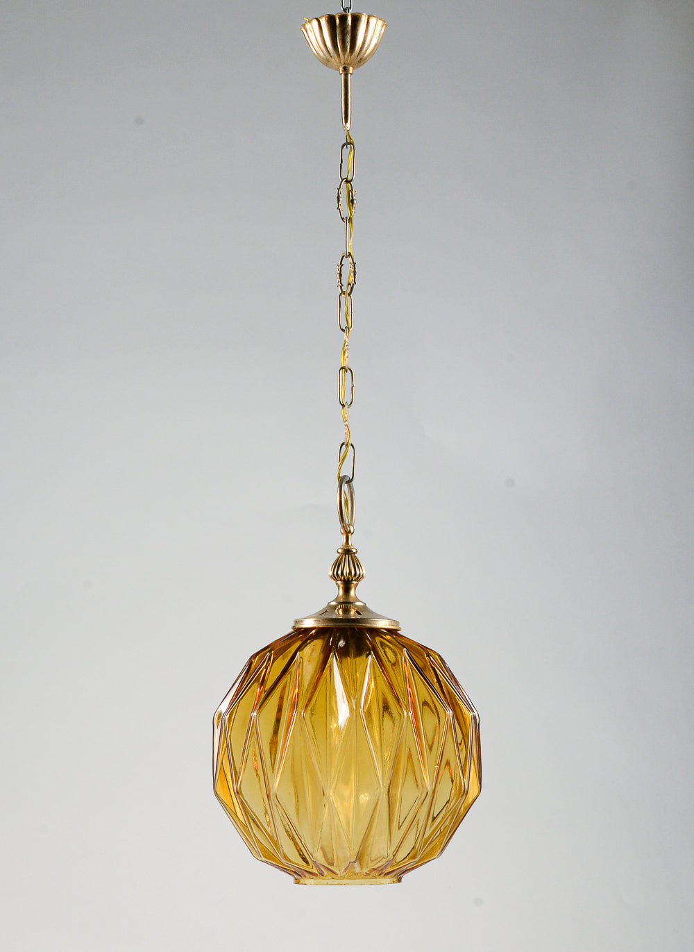Lampadario marcato Targetti Stankey in vetro ambrato sfaccettato Italia 1980