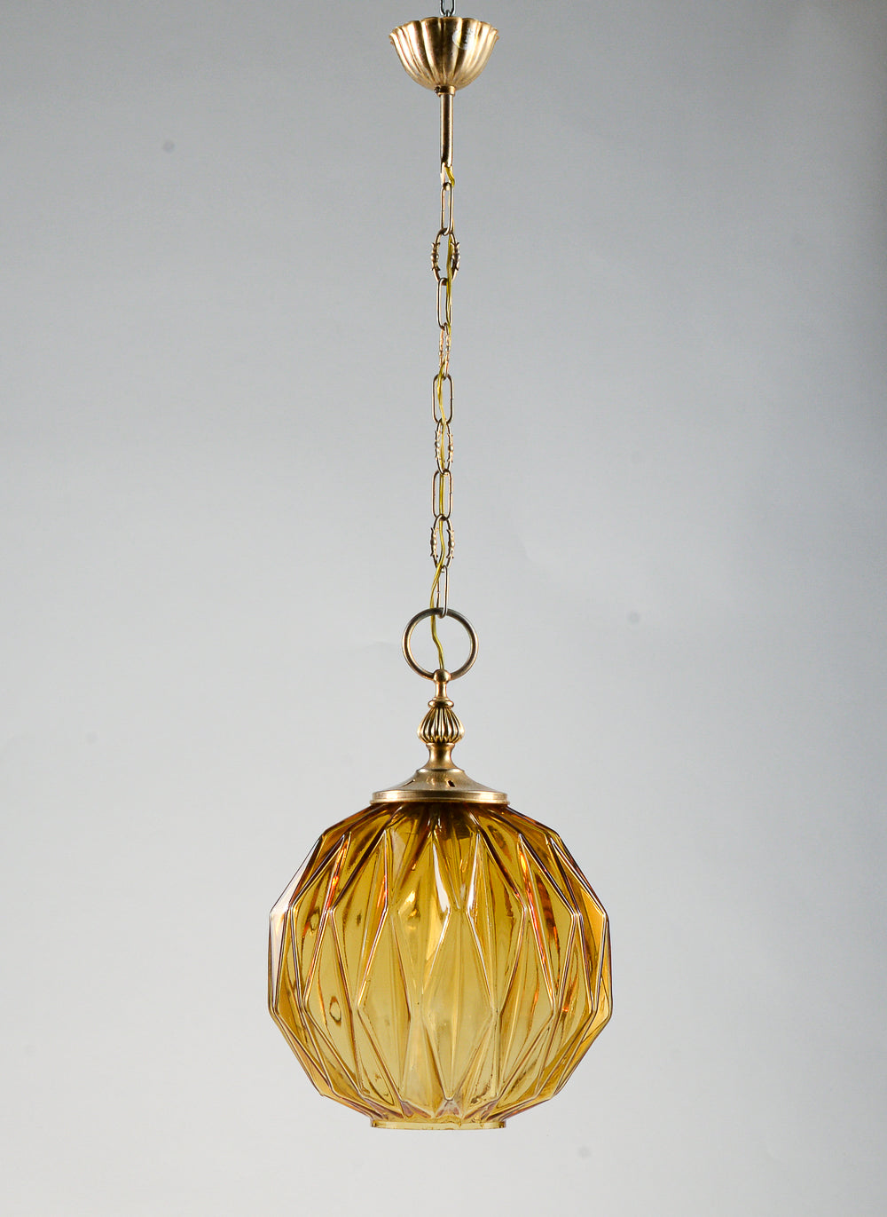 Lampadario marcato Targetti Stankey in vetro ambrato sfaccettato Italia 1980