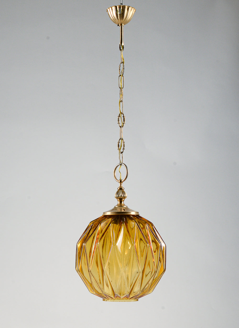 Lampadario marcato Targetti Stankey in vetro ambrato sfaccettato Italia 1980