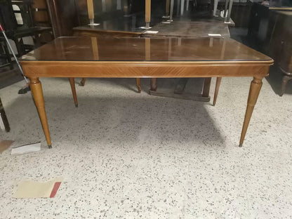 tavolo sala studio con gambe tornite a due dimensioni e piano in vetro 1950