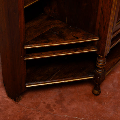 Credenza con alzata piattaia intagliata  epoca Liberty
