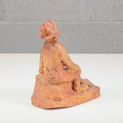 Scultura in terracotta firmata con data 1953 e scritta ai miei tempi che tempi