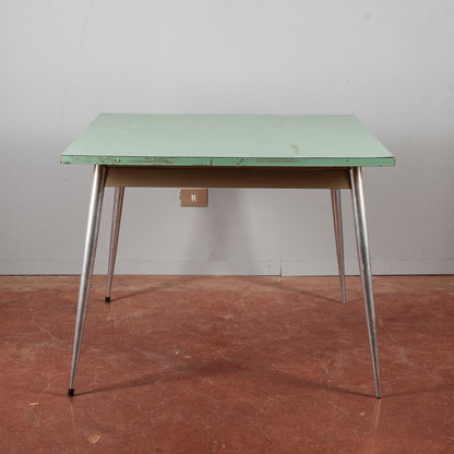 Tavolo quadrato con piano verde anni 60