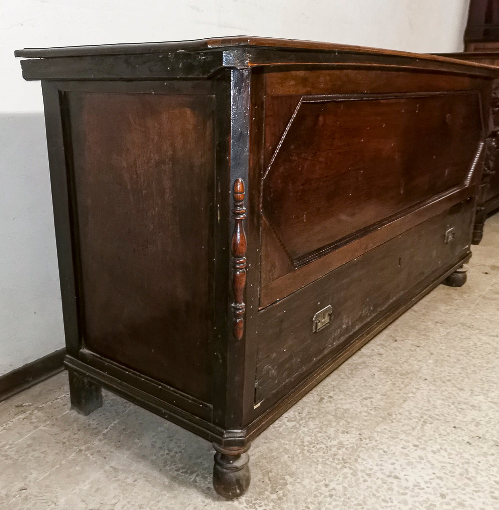 Cassacomò da corredo con un cassetto e piano a  ribalta in noce massello Italia 1860